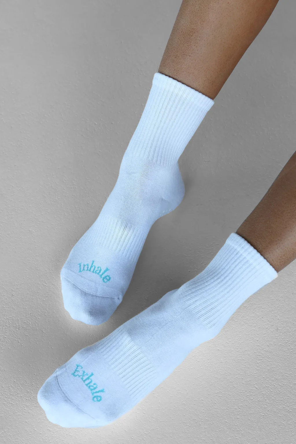 Breathe Grip Socks - Turquoise