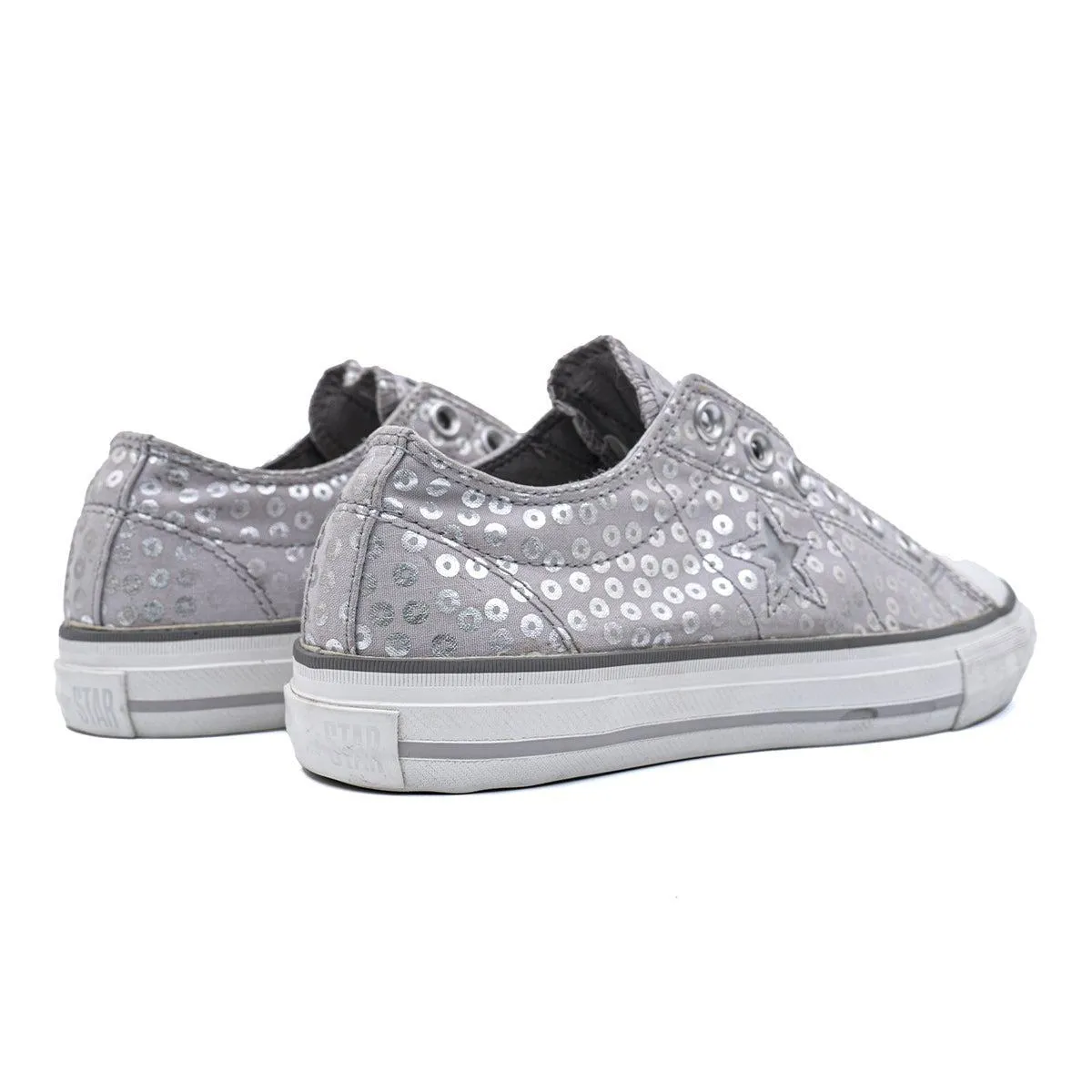 Converse Chuck Taylor Lifestyle Low-Top Sneakers Fabric Silver Colour For Women