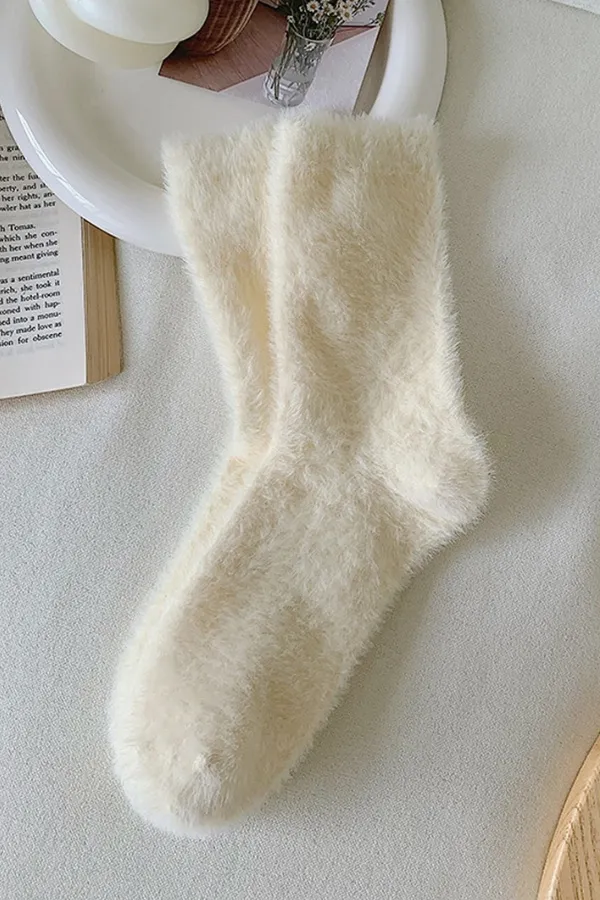 Fuzzy Socks - Ivory