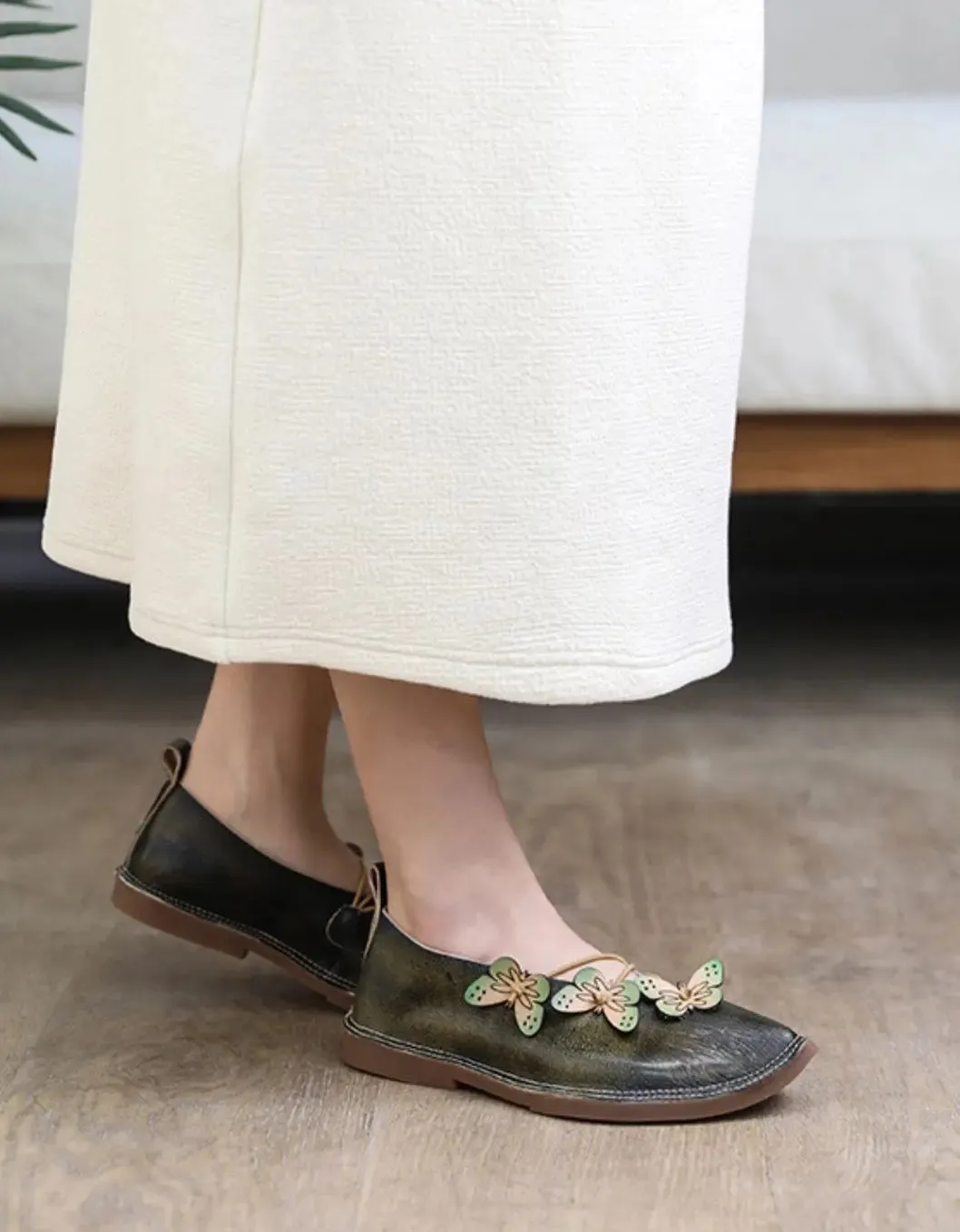 Leather Oriental Flat Shoes