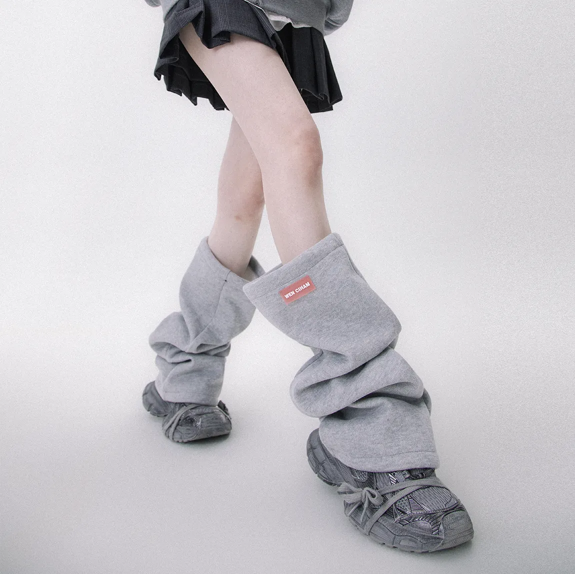 Minimalist Gray Loose Wide-Mouth Socks Set