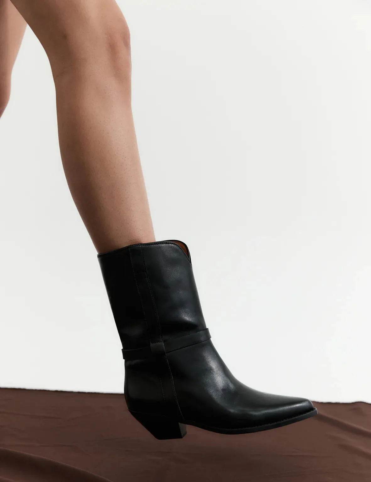 Sade Cowboy Boots Black