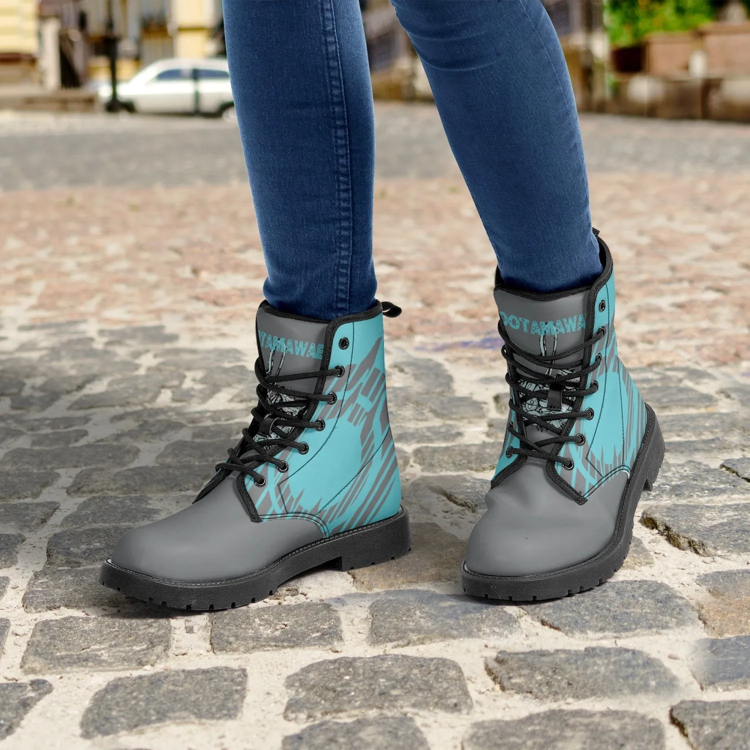 Trendy Leather Boots Grey Logo