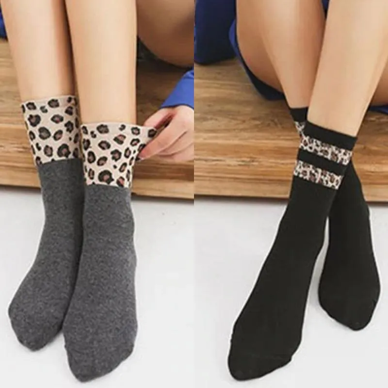 Trendy Leopard Stripe Designed Socks