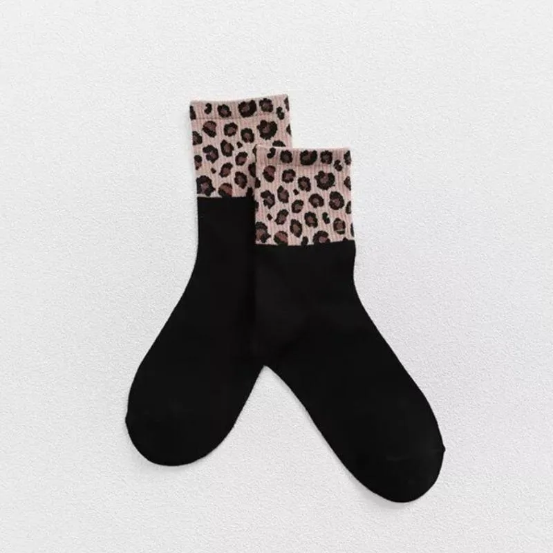 Trendy Leopard Stripe Designed Socks