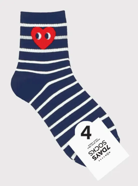 Women's Falling in Love Crew Socks -Navy